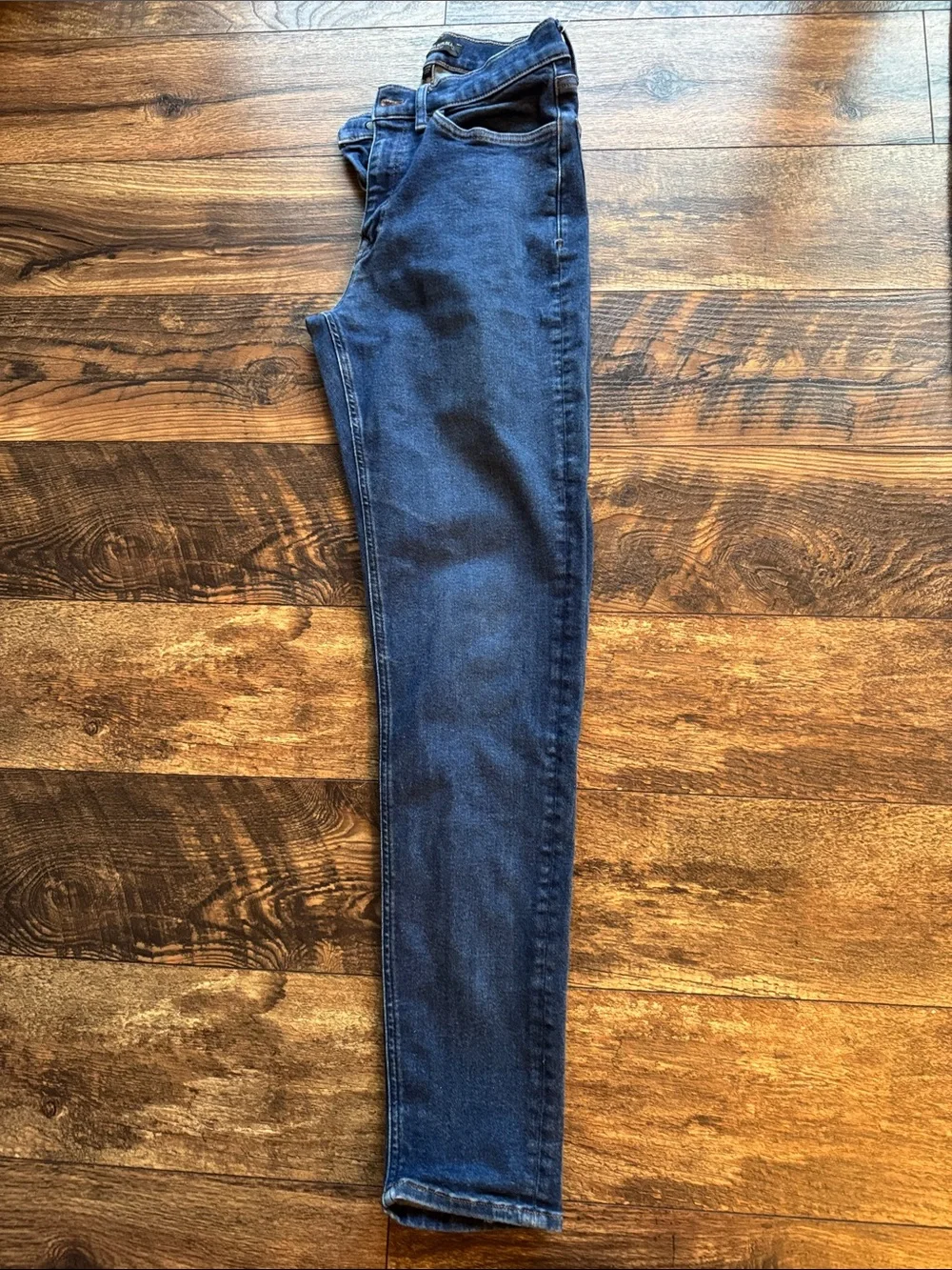 Banana Republic Men’s Dark Blue High-Rise Tapered Jeans